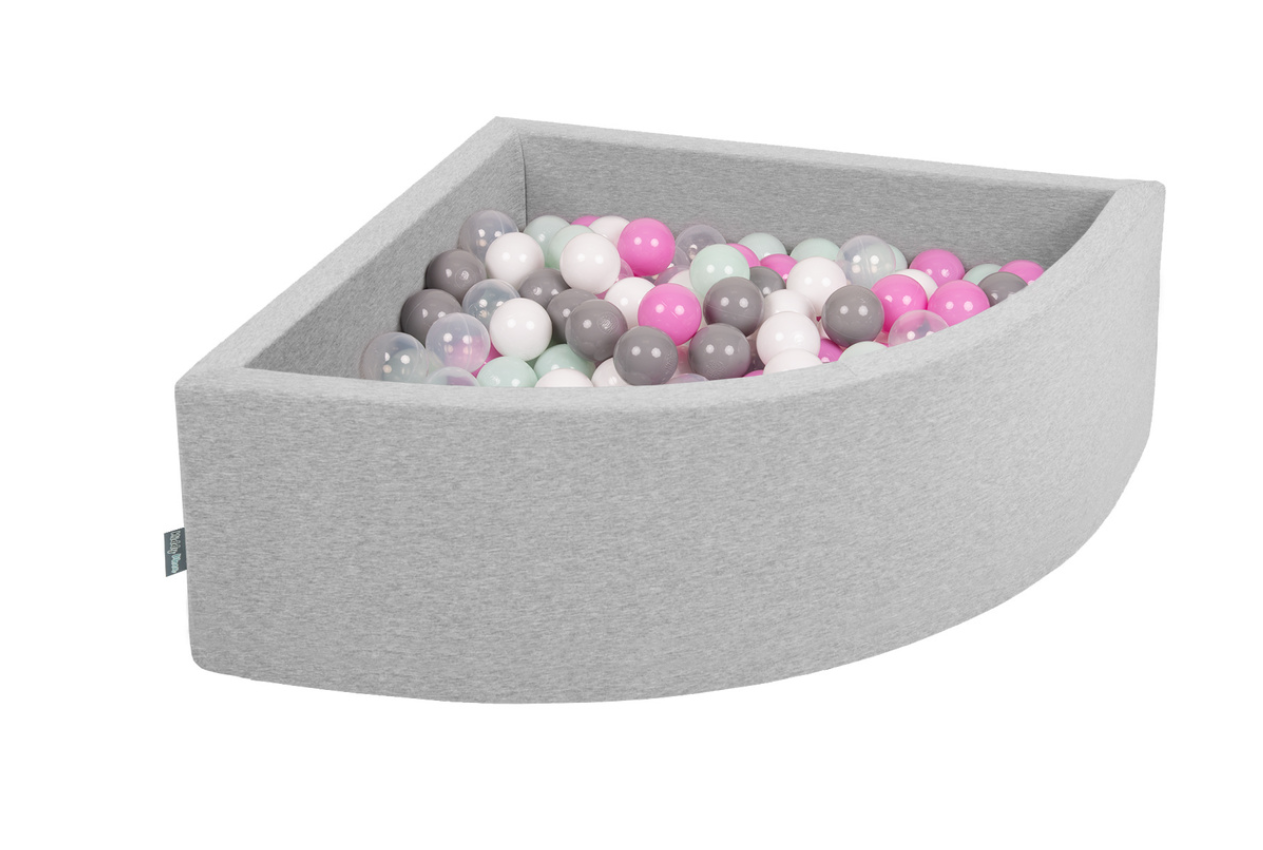 TRÓJKĄTNY SUCHY BASEN KIDDY MOON